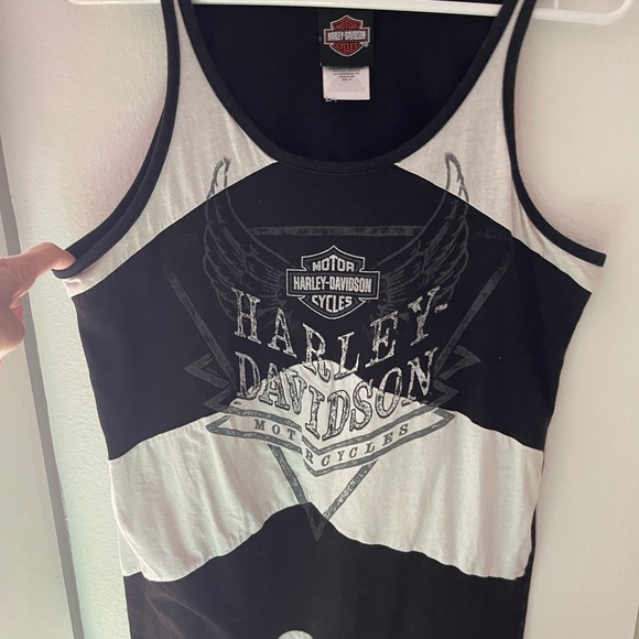 HD tank top. - Picture 4 of 4